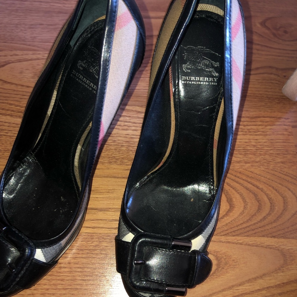 Burberry heels
